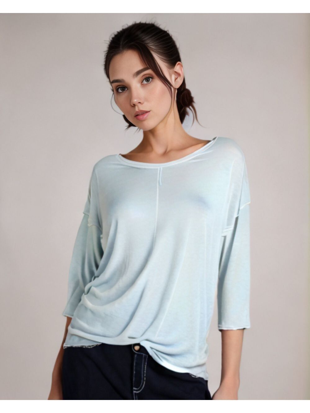 Vince 3/4 Sleeve Crew Neck Tshirt in Blue
